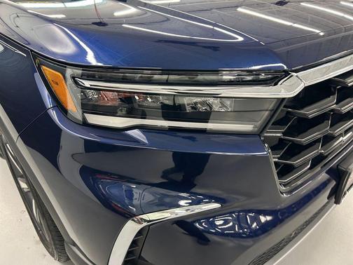 Obsidian Blue Pearl 2024 Honda Pilot Elite