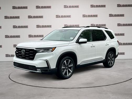 2025 Honda Pilot Touring 8-Passenger