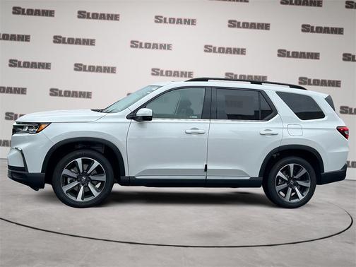 2025 Honda Pilot Touring 8-Passenger