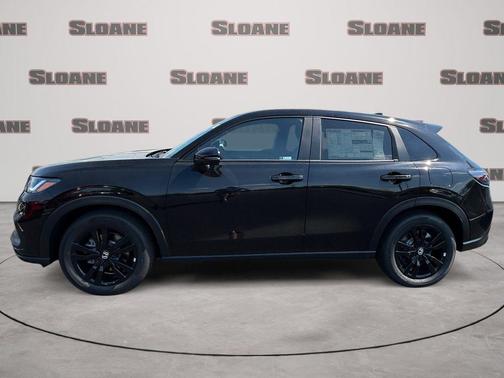 Crystal Black Pearl 2026 Honda HR-V AWD Sport