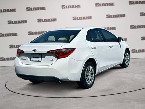 Super White 2017 Toyota Corolla LE