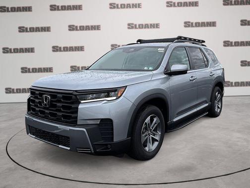 Solar Silver Metallic 2026 Honda Pilot EX-L