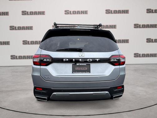 Solar Silver Metallic 2026 Honda Pilot EX-L