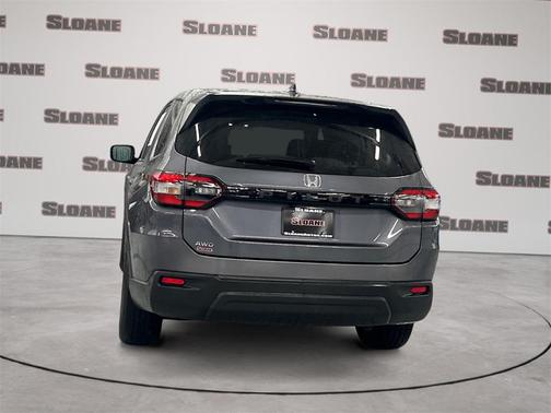 2023 Honda Pilot AWD LX