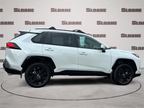 2024 Toyota RAV4 Hybrid SE