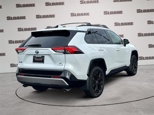 2024 Toyota RAV4 Hybrid SE