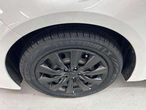 Wind Chill Pearl 2024 Toyota Corolla Hybrid SE