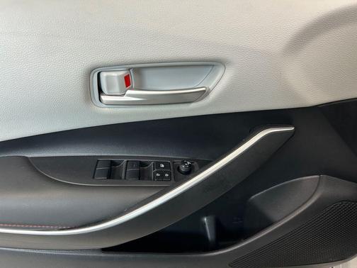 Wind Chill Pearl 2024 Toyota Corolla Hybrid SE
