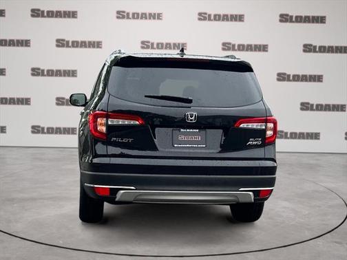 2022 Honda Pilot AWD Elite
