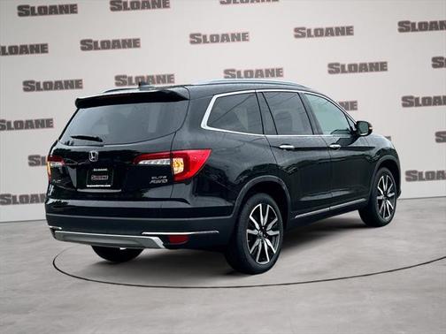2022 Honda Pilot AWD Elite