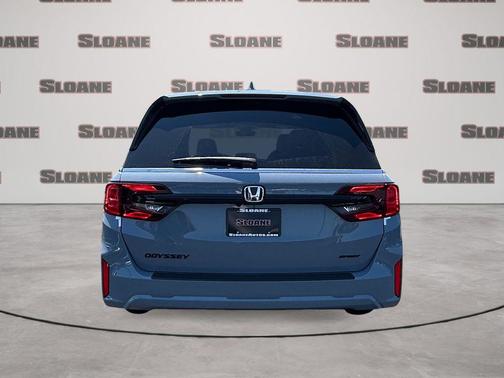 Sonic Gray Pearl 2026 Honda Odyssey Sport-L