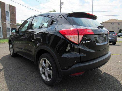 2017 Honda HR-V LX