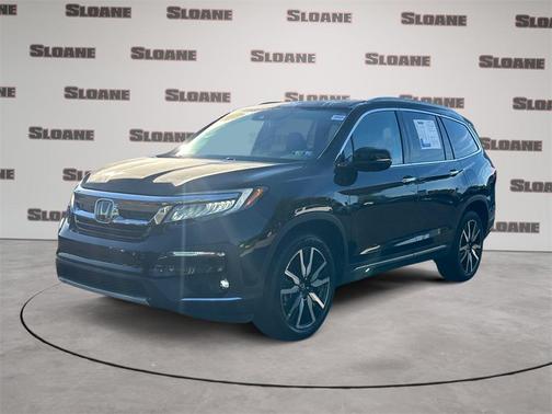 2019 Honda Pilot Touring 8-Passenger