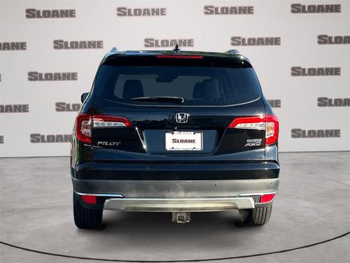 2019 Honda Pilot Touring 8-Passenger