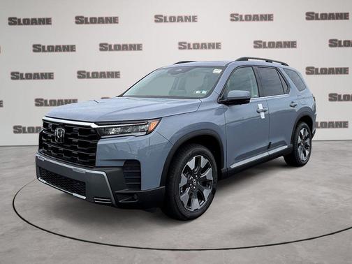 Sonic Gray Pearl 2026 Honda Pilot Touring 8-Passenger