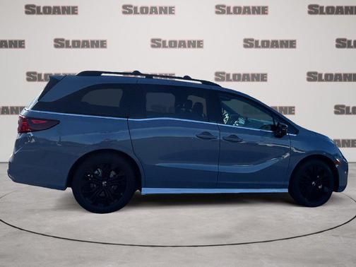 Sonic Gray Pearl 2027 Honda Odyssey Sport-L