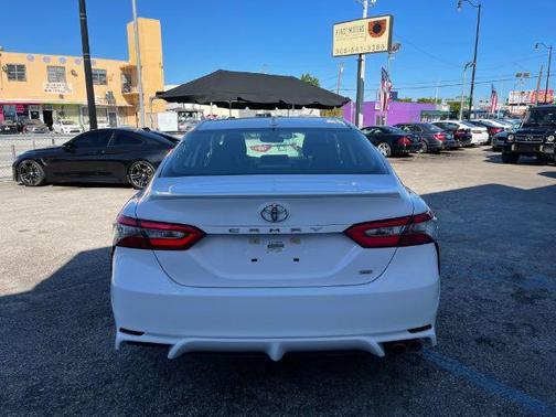 2019 Toyota Camry SE