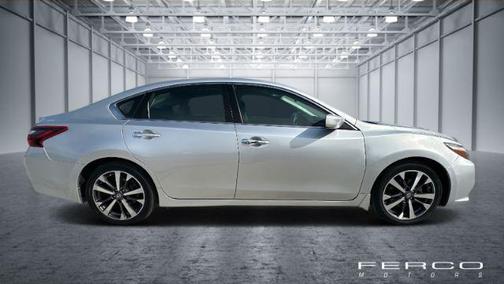 2017 Nissan Altima 2.5 SR