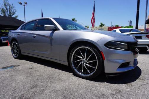 2015 Dodge Charger SE