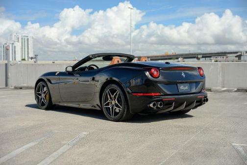 Black 2015 Ferrari California T