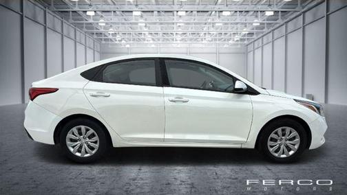 2021 Hyundai Accent SE