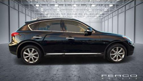 2017 INFINITI QX50 Base