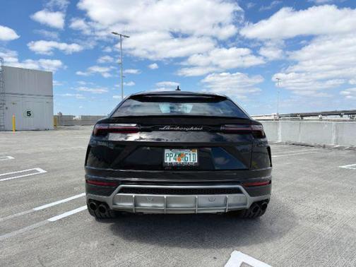 2020 Lamborghini Urus Sport Utility 4D