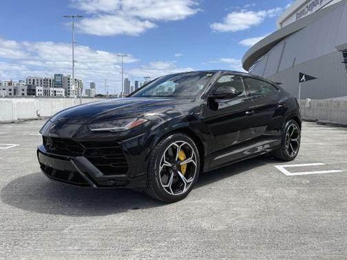 2020 Lamborghini Urus Sport Utility 4D