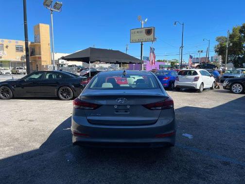 2018 Hyundai ELANTRA Limited