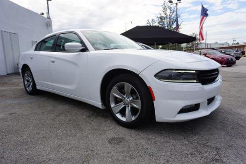 2016 Dodge Charger SXT