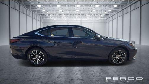 2022 Lexus ES 350 Base