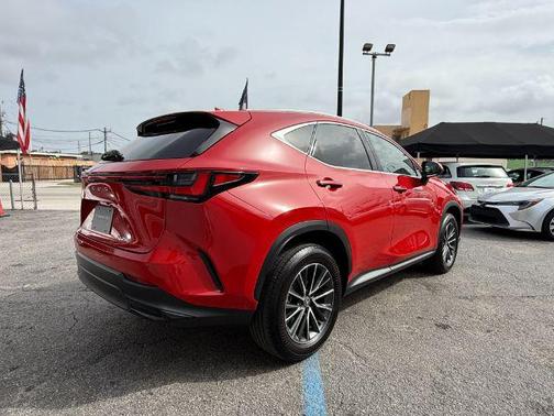 2025 Lexus NX 250 Premium