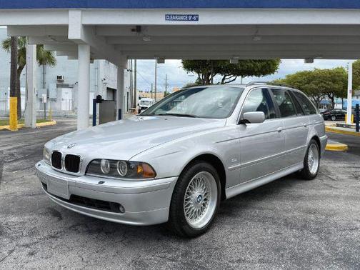 2003 BMW 525 525i