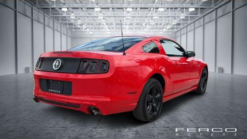 2014 Ford Mustang V6