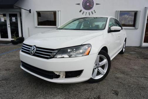 2013 Volkswagen Passat 2.5 SE