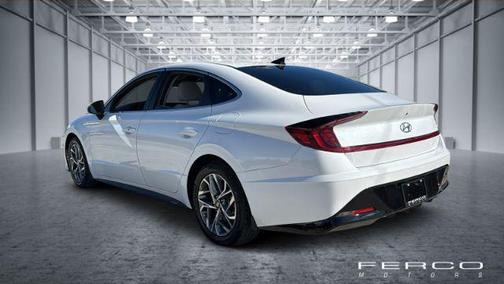 2022 Hyundai SONATA SEL