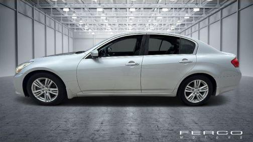 2011 INFINITI G37 Journey
