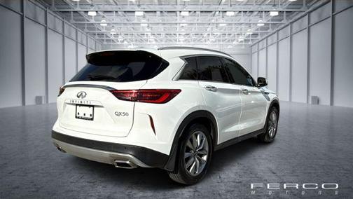 2021 INFINITI QX50 LUXE