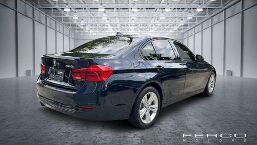 2016 BMW 328 328i Sedan
