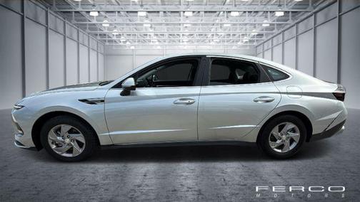 2025 Hyundai SONATA SE