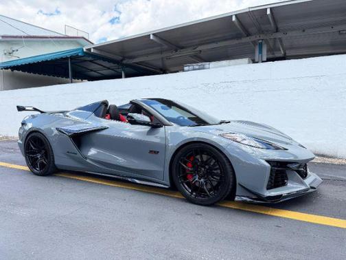 Sea Wolf Gray Tricoat 2024 Chevrolet Corvette Z06