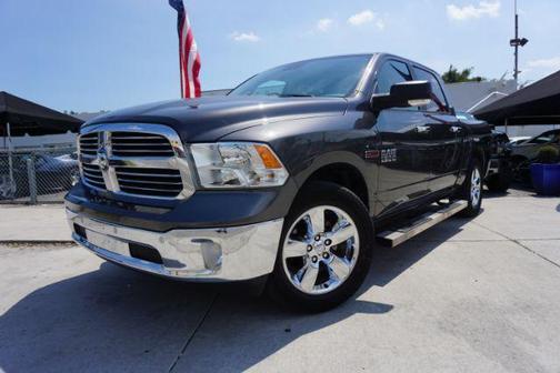 2015 RAM 1500 SLT