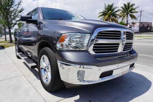 2015 RAM 1500 SLT