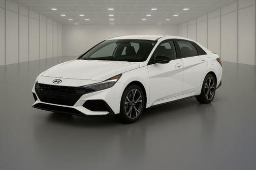 2023 Hyundai ELANTRA SE