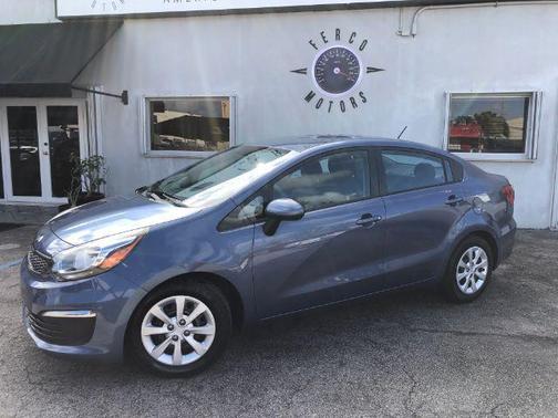 Photo 2 of 22 of 2016 Kia Rio LX