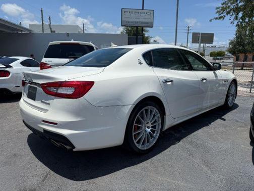 2017 Maserati Quattroporte S GranSport