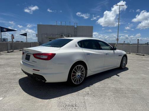 2017 Maserati Quattroporte S GranSport