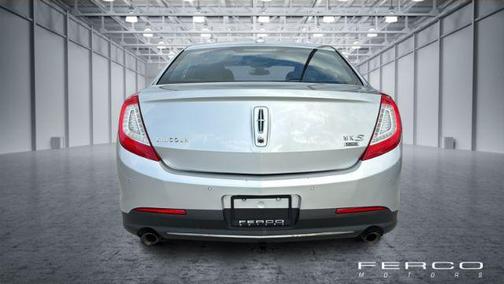 2014 Lincoln MKS Base
