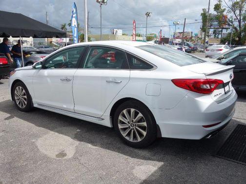 2015 Hyundai SONATA Sport