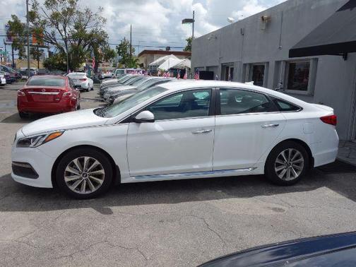 2015 Hyundai SONATA Sport